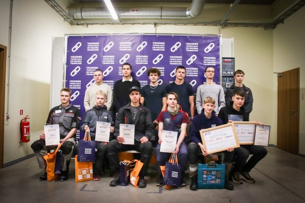 405737641_894157765561579_2173385755395586756_n