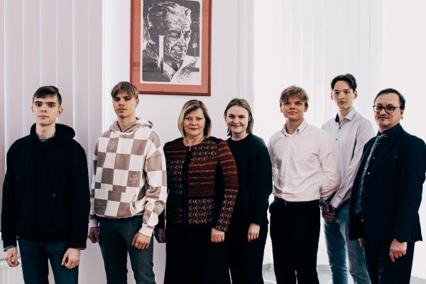 ccc_7032834814037833972