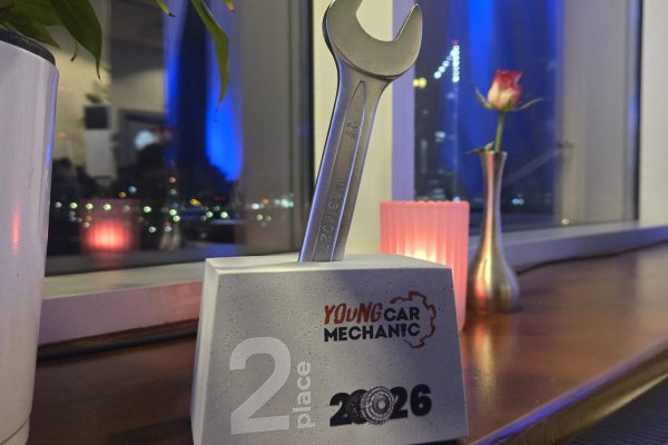 d76524e2-eb75-4aac-b560-e347623ea7c7