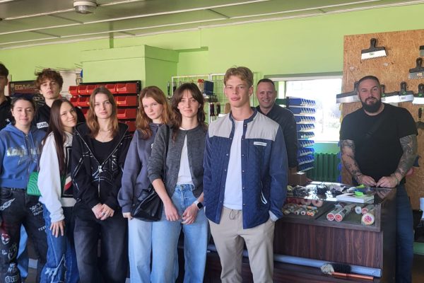 f2d476c9-885b-4b36-9025-e8861fd9869d f2d476c9-885b-4b36-9025-e8861fd9869d