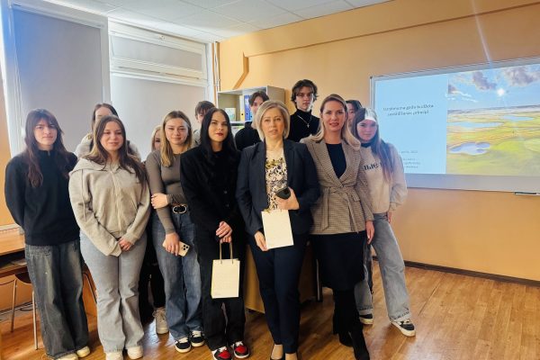 fcd65e1d-bb13-47e7-9cc3-669996b0cb14 fcd65e1d-bb13-47e7-9cc3-669996b0cb14