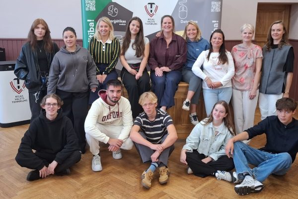 galvena_fotografija (1) galvena_fotografija (1)